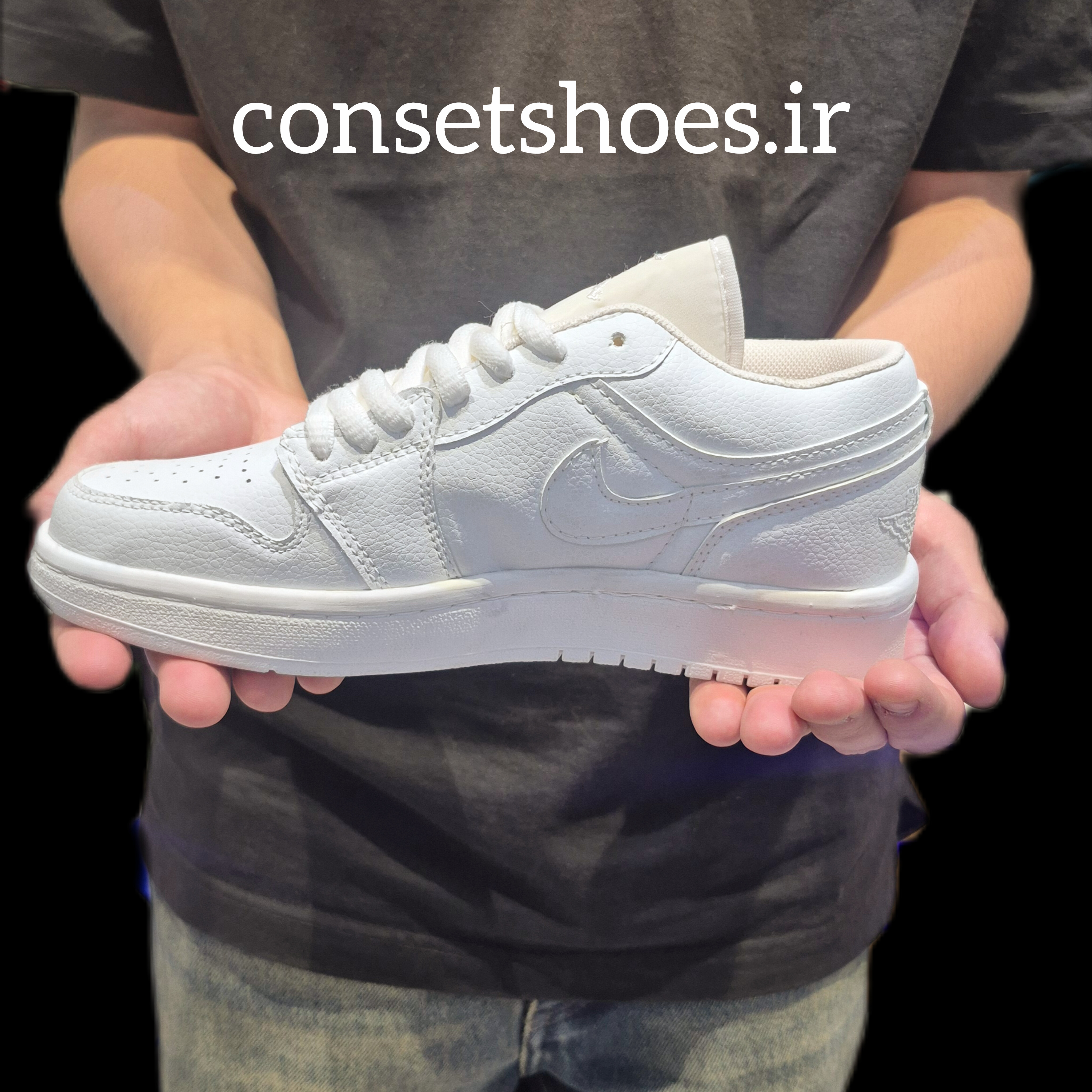 جردن وان تریپل وایت ساق کوتاه(AJ1 triple white low)